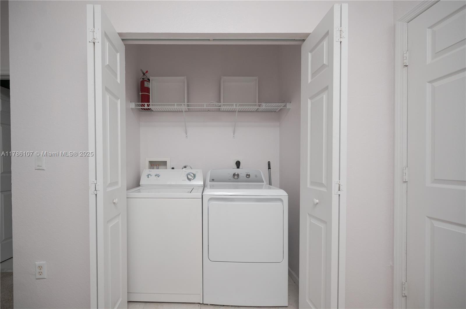 PORTOFINO VILLAS WEST - Residential