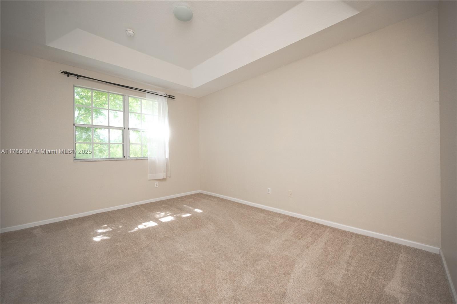 PORTOFINO VILLAS WEST - Residential