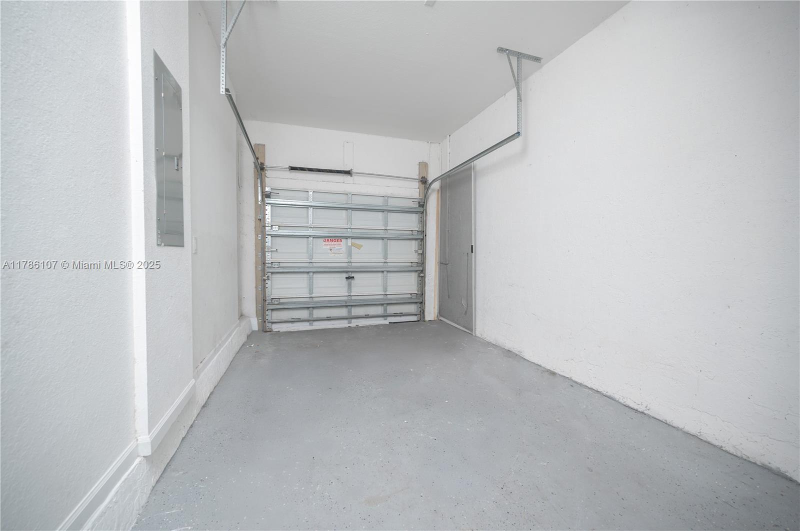 PORTOFINO VILLAS WEST - Residential