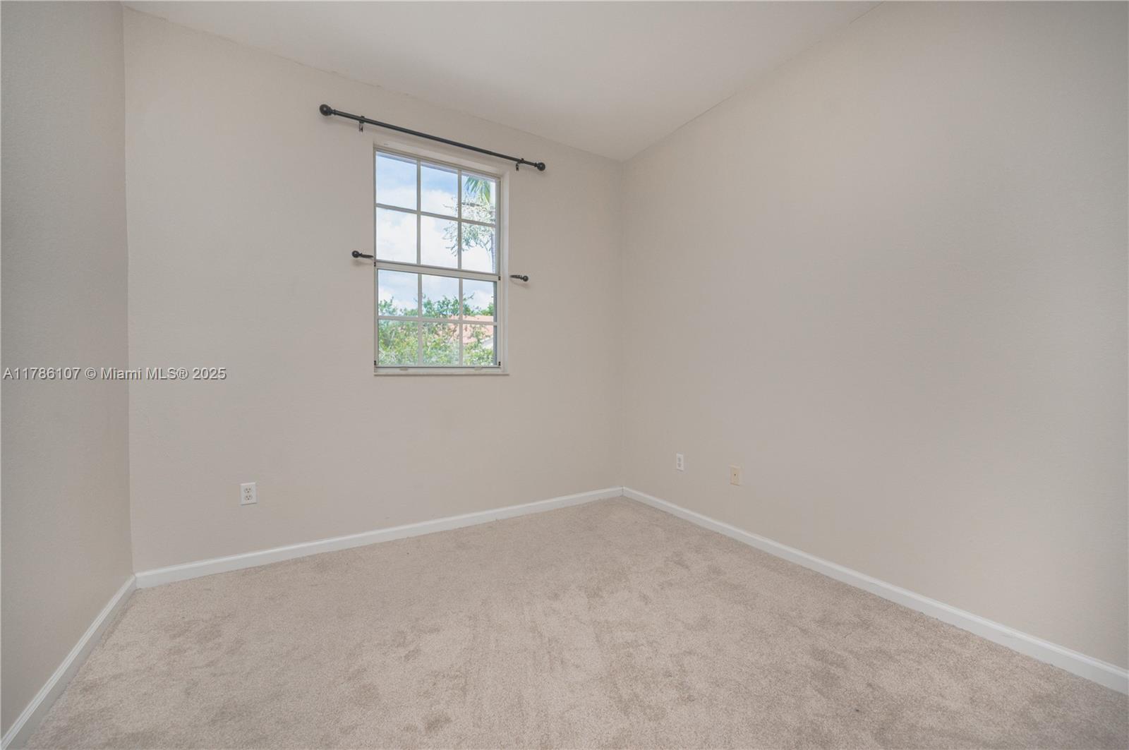 PORTOFINO VILLAS WEST - Residential