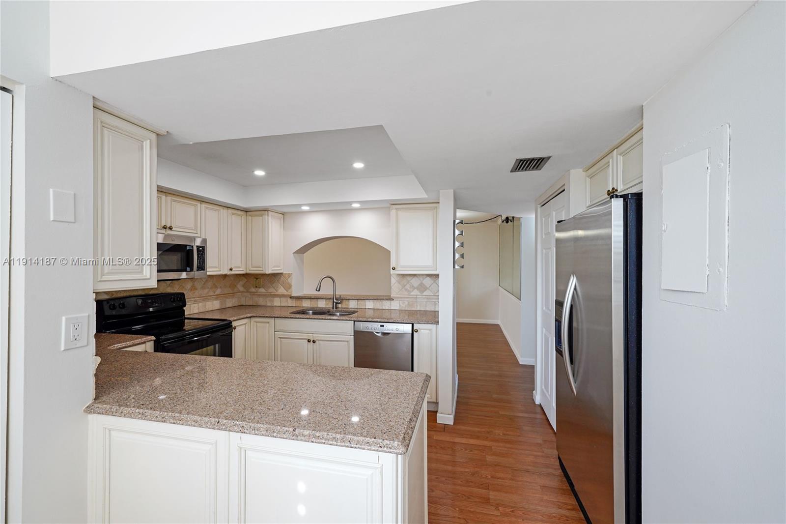 SABAL PALM CONDO - Residential Lease