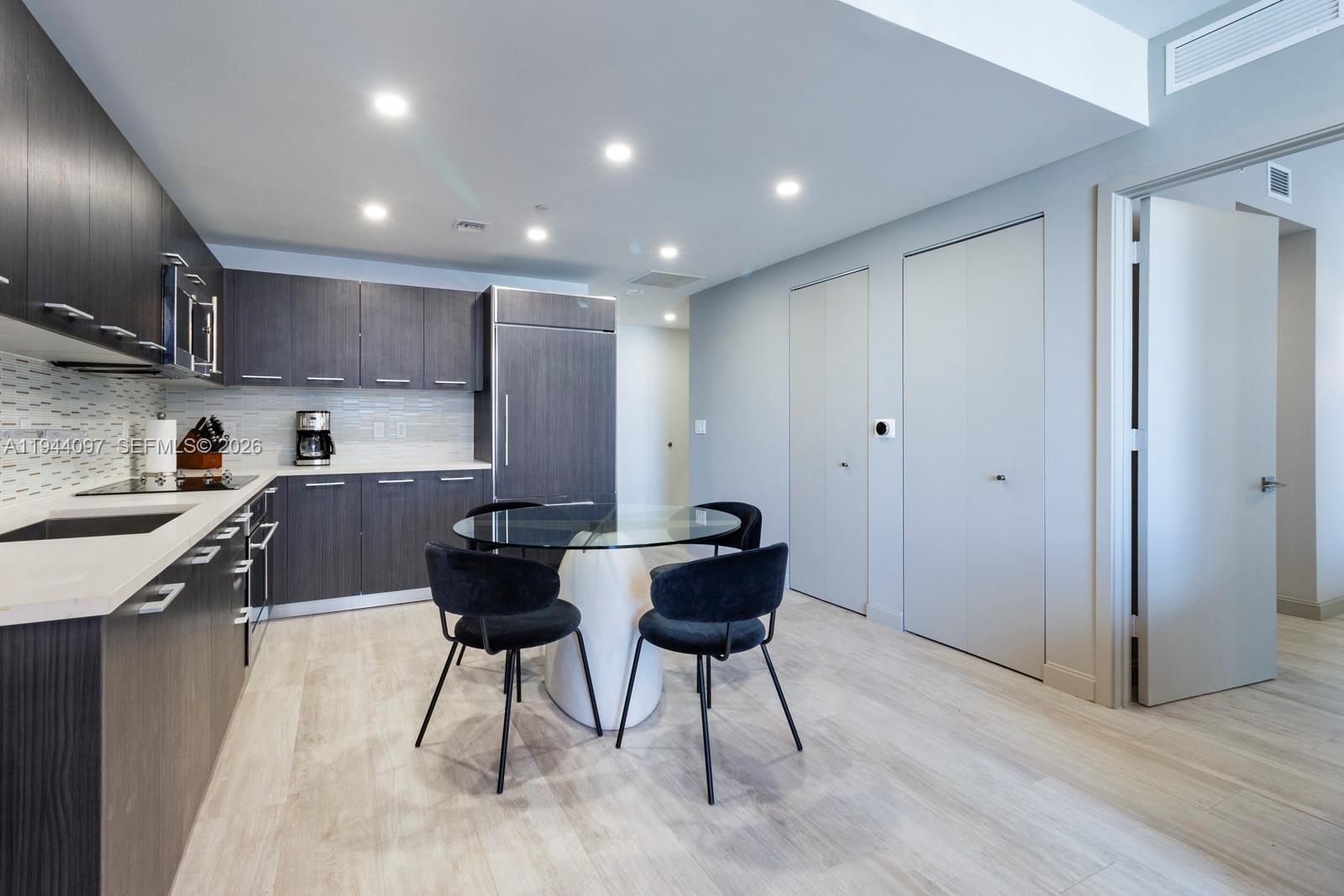 BRICKELL HEIGHTS WEST CON - Residential Lease