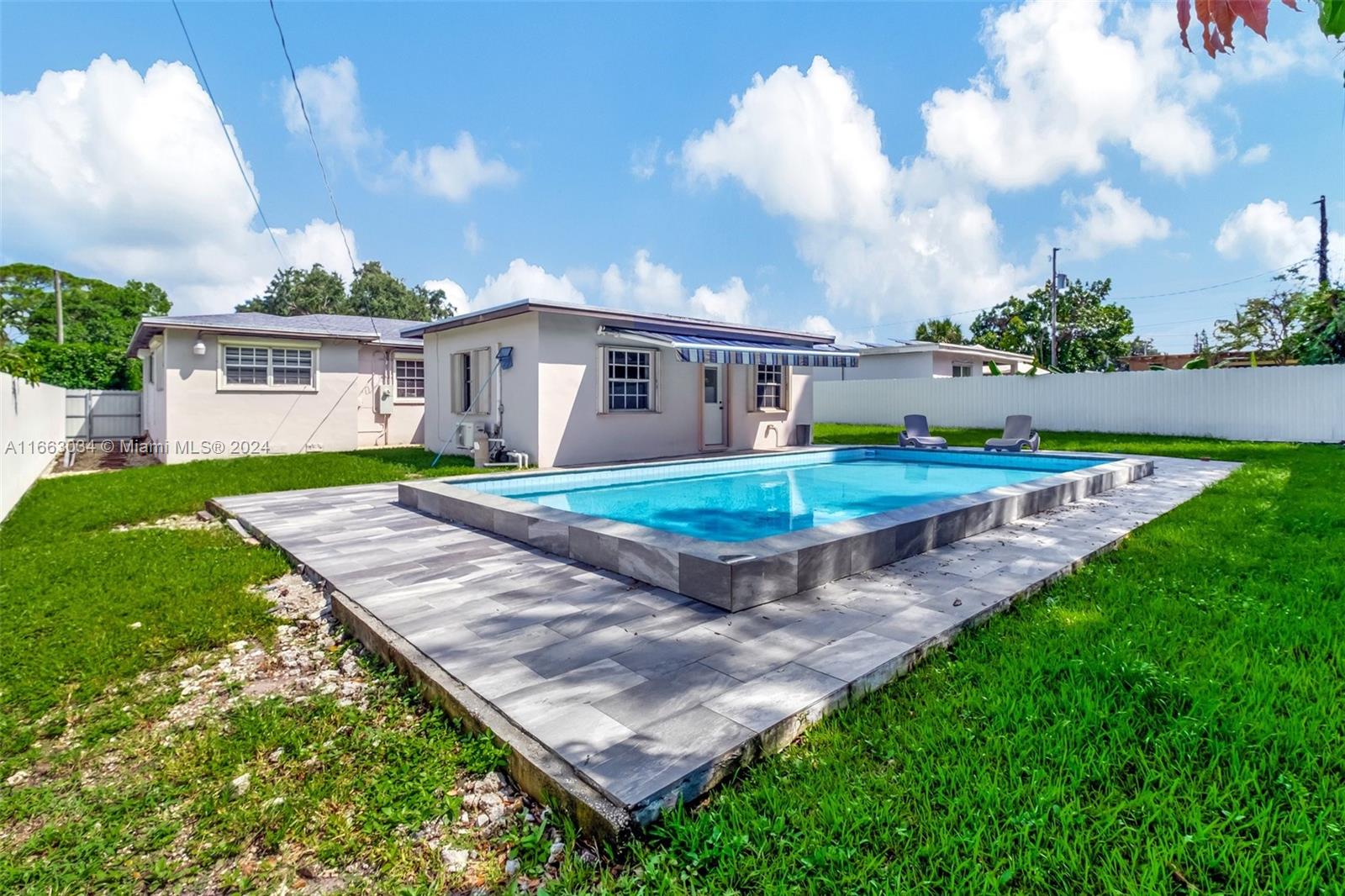 RUCKS PARK - Residential Income