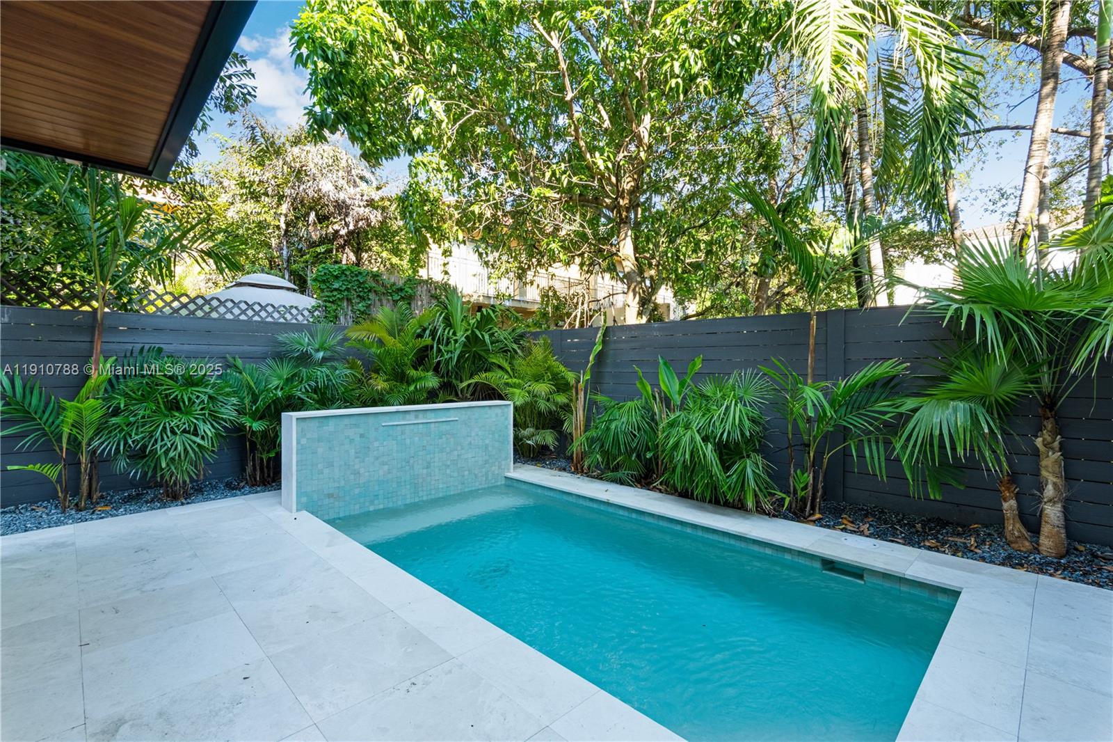 FROW HOMESTEAD - Residential