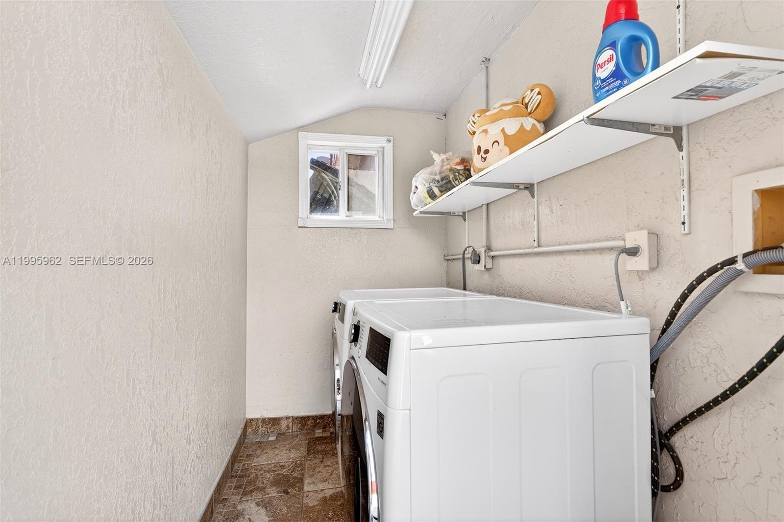 AMEND PLAT OF F R F SUB - Residential