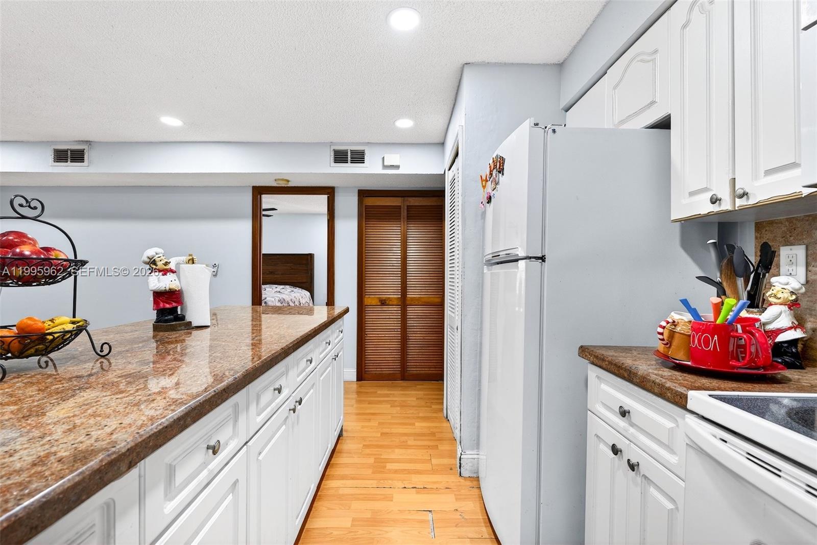 AMEND PLAT OF F R F SUB - Residential