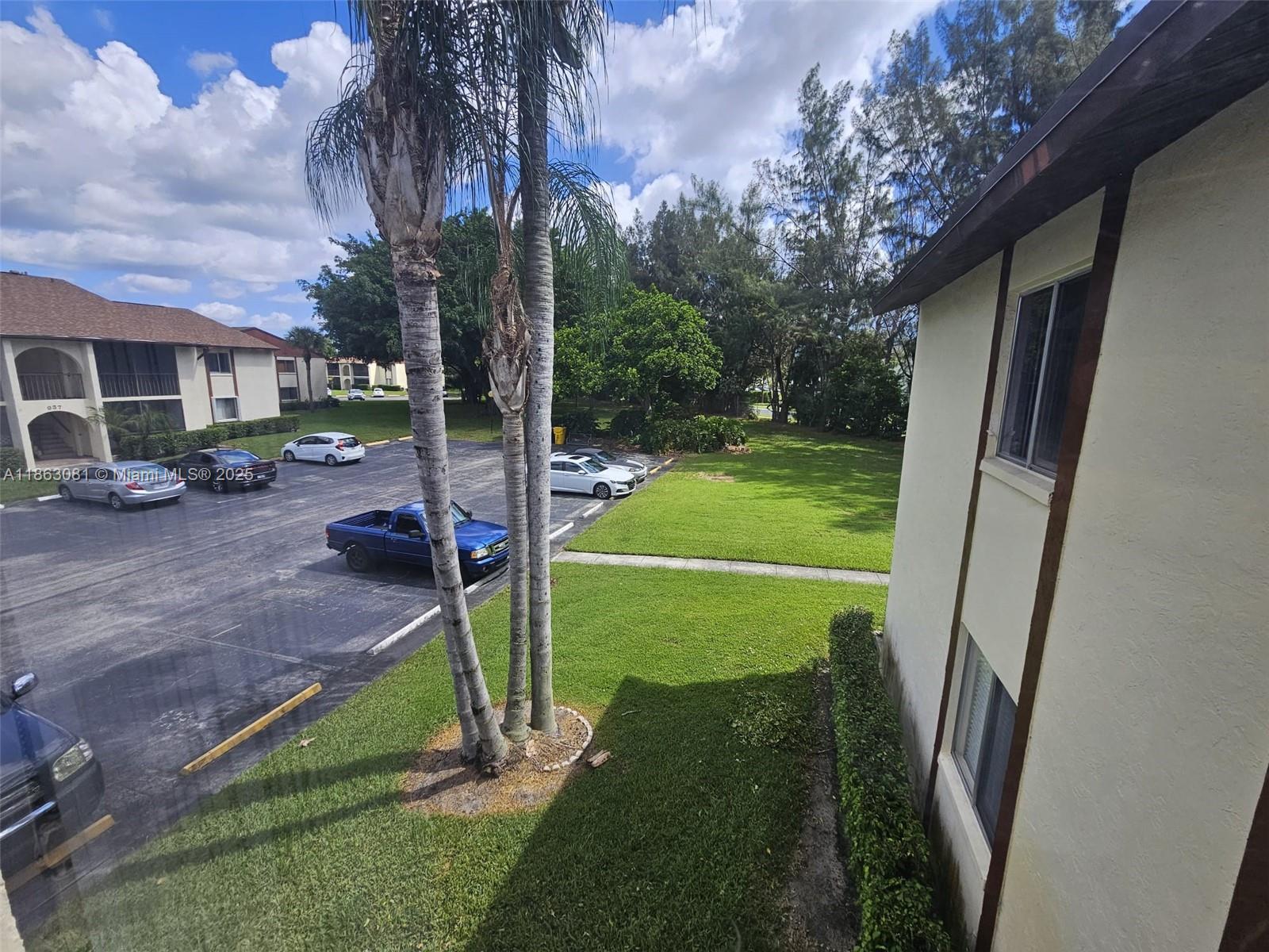 PINE RIDGE AT HAVERHILL C - Residential Lease