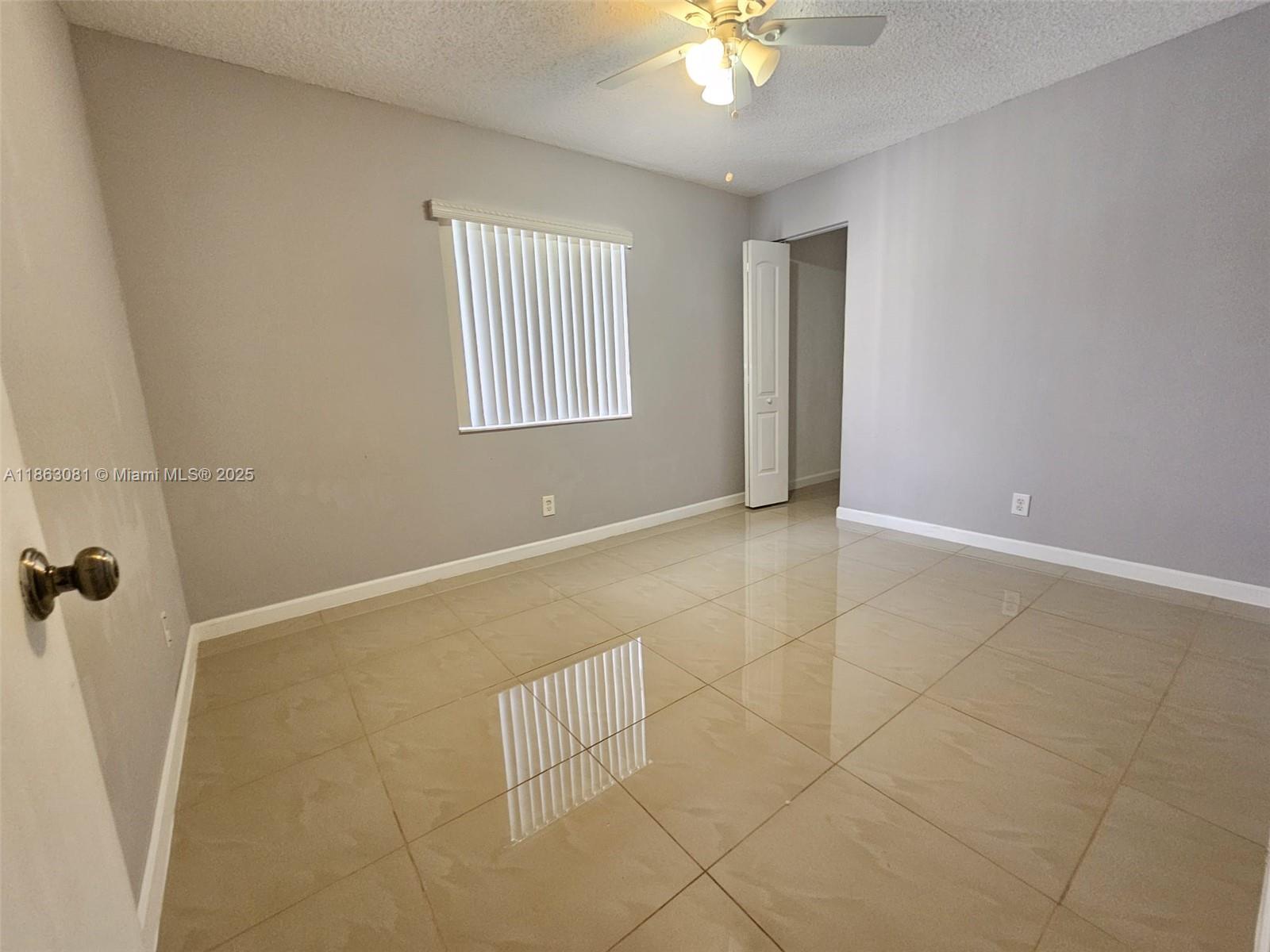 PINE RIDGE AT HAVERHILL C - Residential Lease