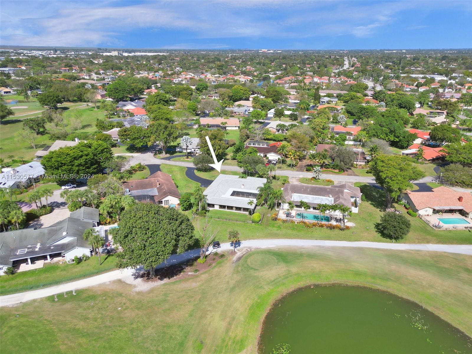 CORAL SPRINGS COUNTRY CLU - Residential
