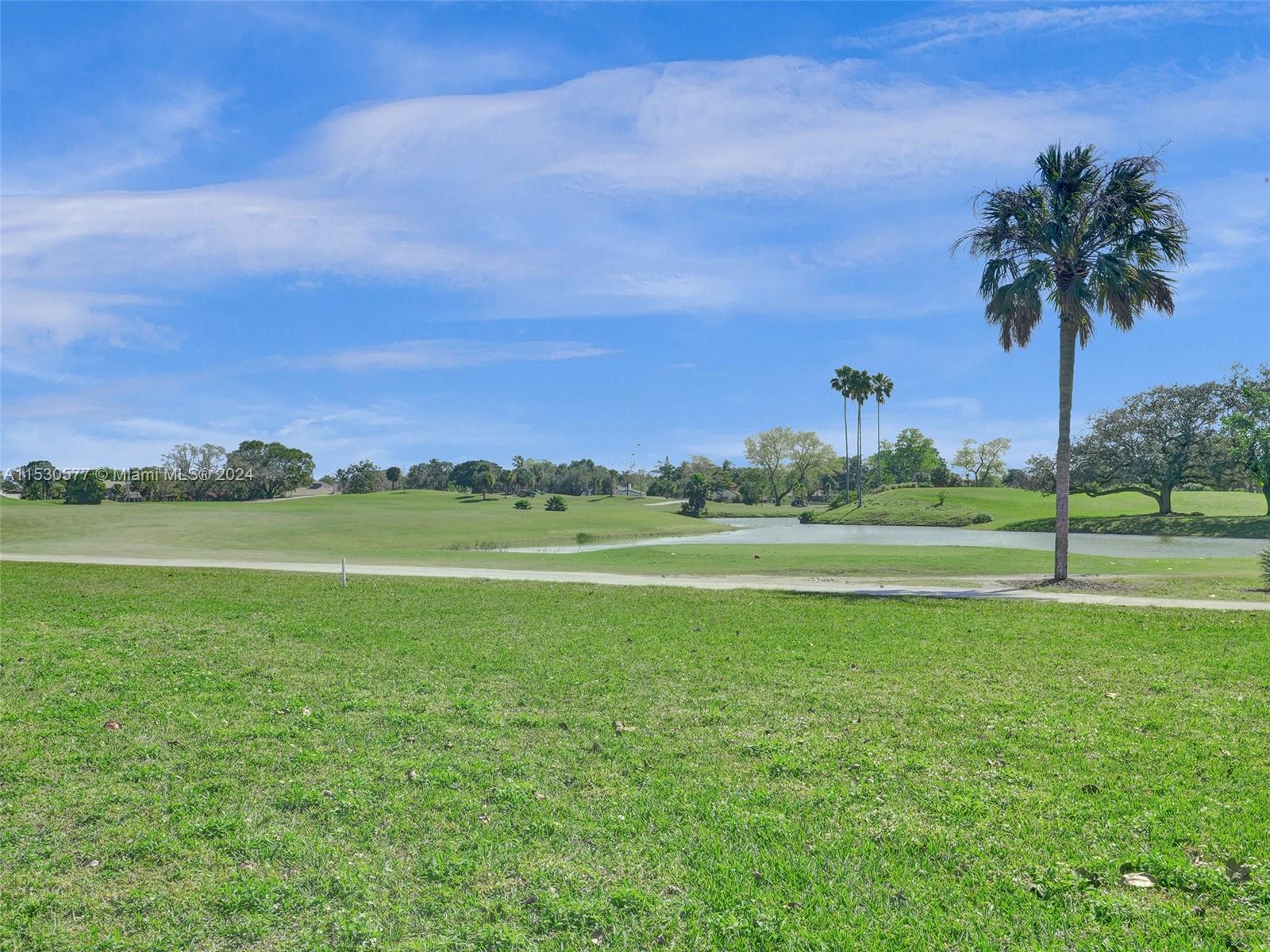 CORAL SPRINGS COUNTRY CLU - Residential