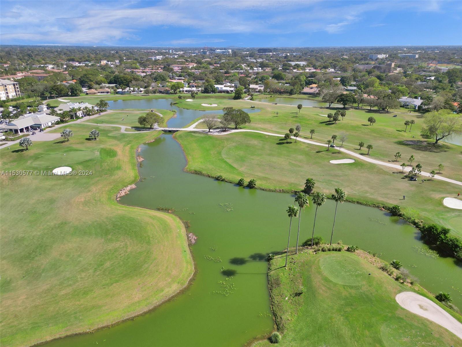 CORAL SPRINGS COUNTRY CLU - Residential