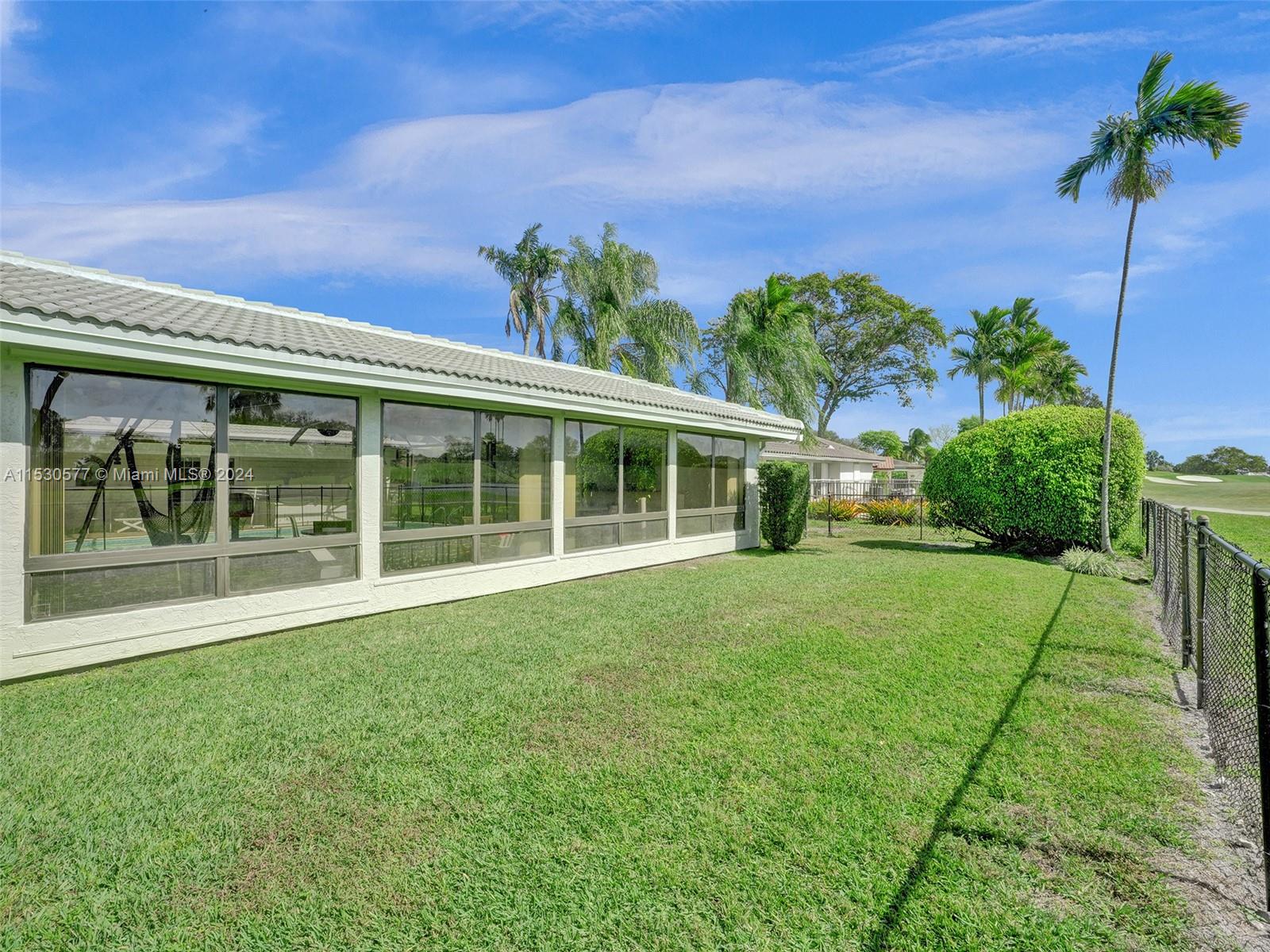 CORAL SPRINGS COUNTRY CLU - Residential