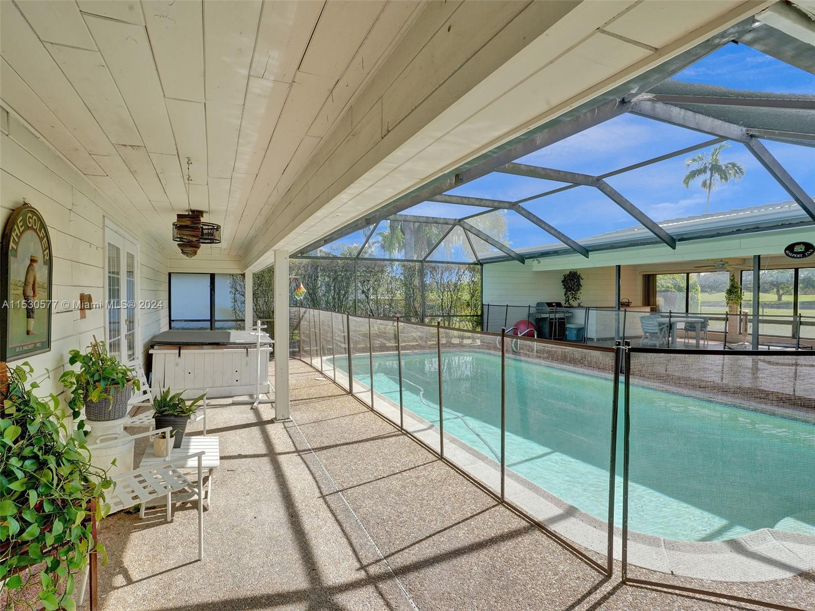 CORAL SPRINGS COUNTRY CLU - Residential