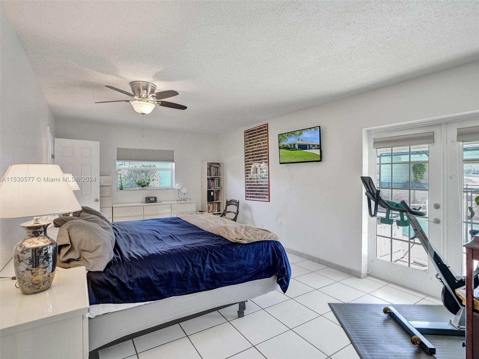 CORAL SPRINGS COUNTRY CLU - Residential