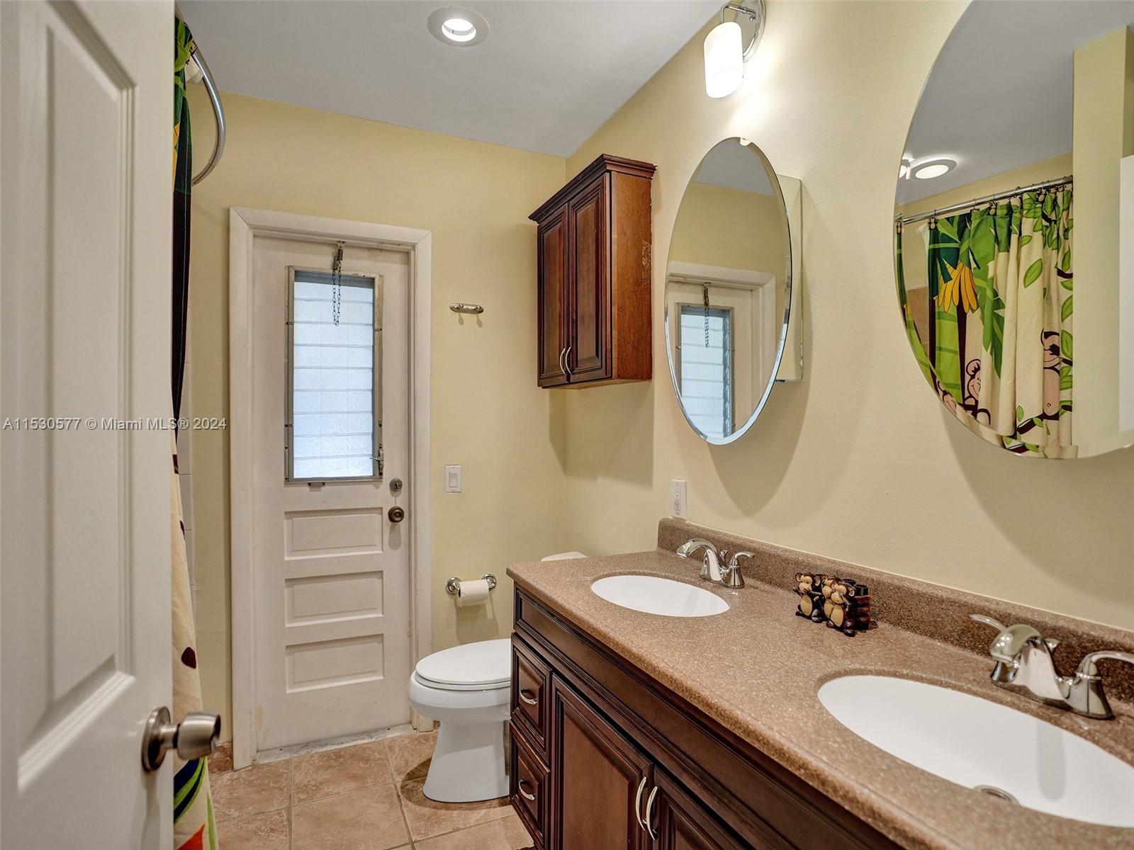 CORAL SPRINGS COUNTRY CLU - Residential