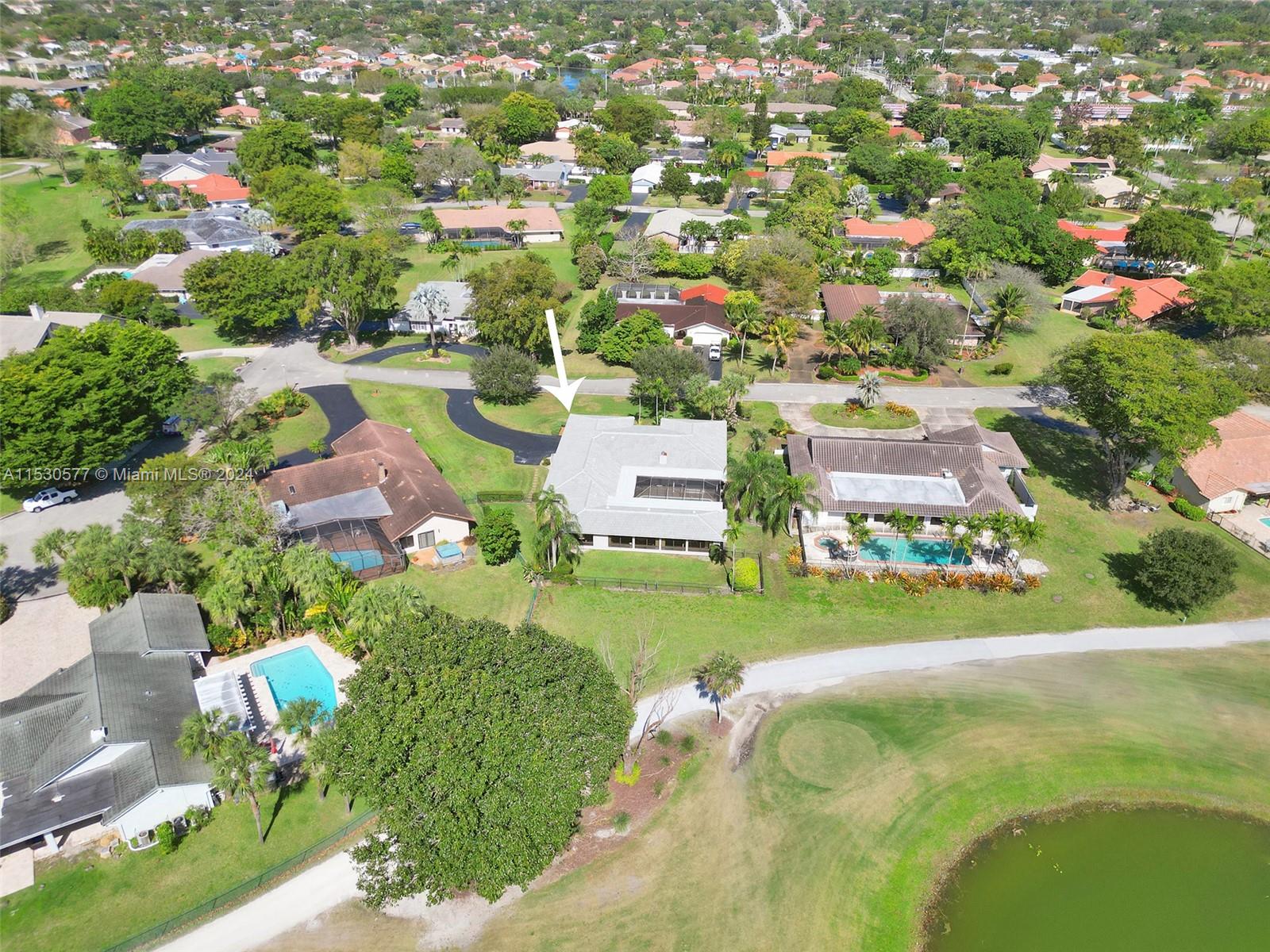 CORAL SPRINGS COUNTRY CLU - Residential