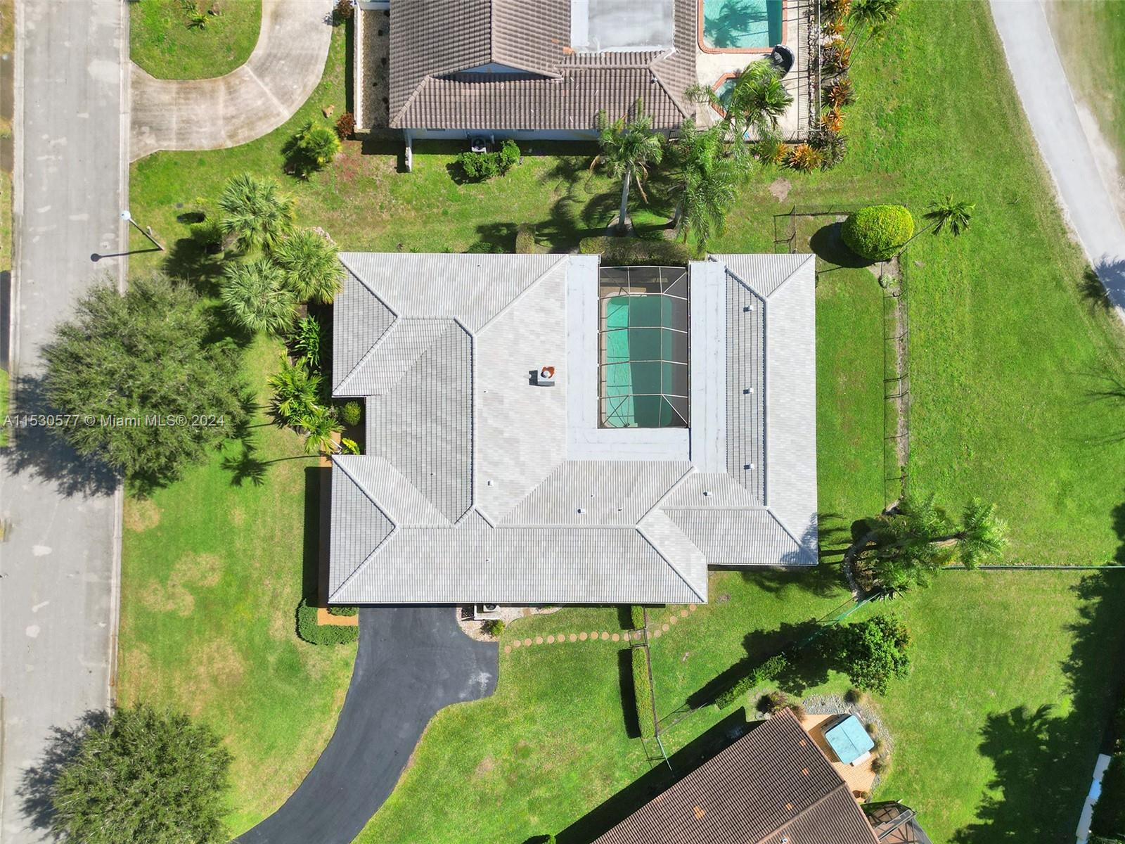 CORAL SPRINGS COUNTRY CLU - Residential