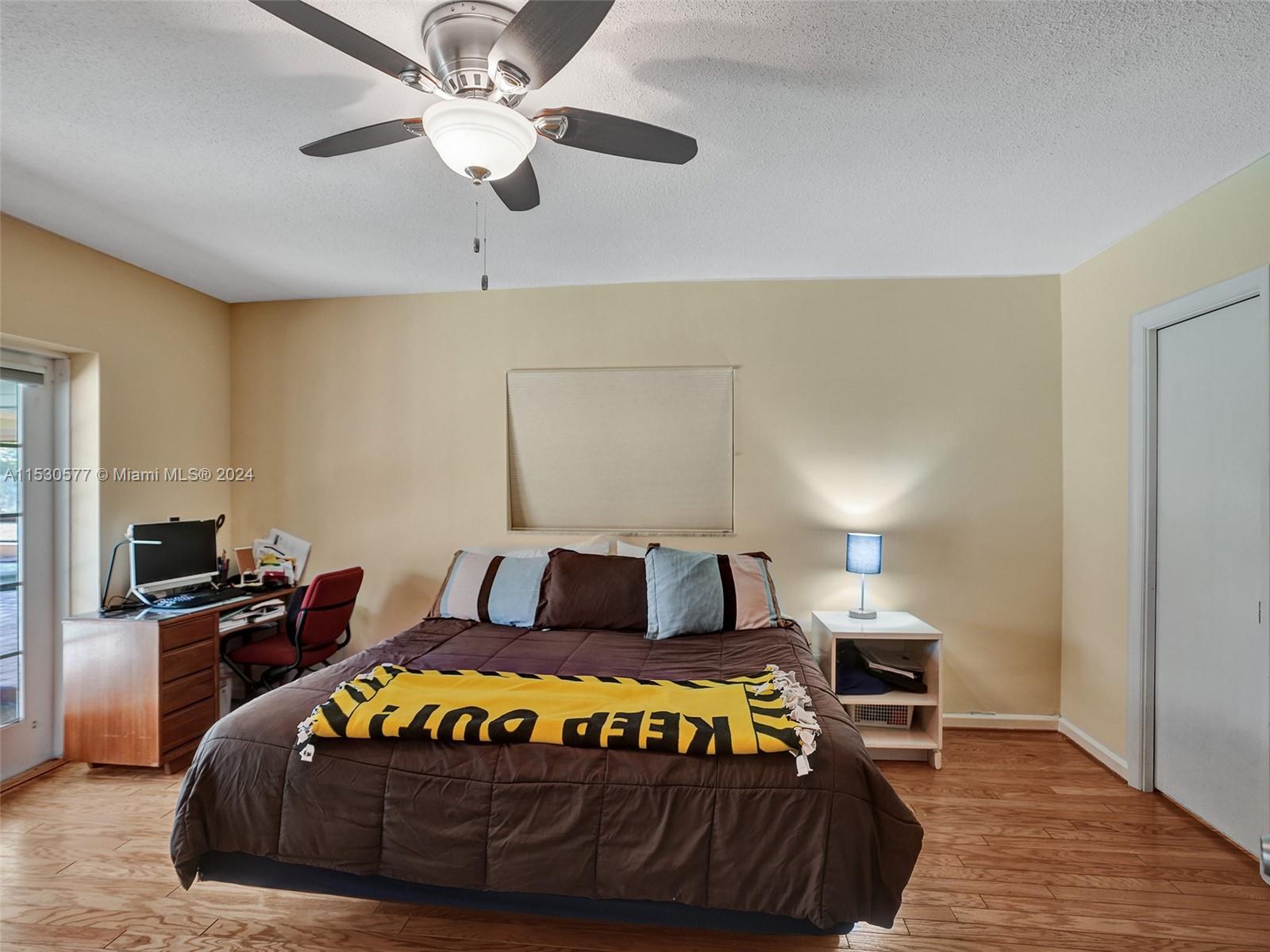 CORAL SPRINGS COUNTRY CLU - Residential