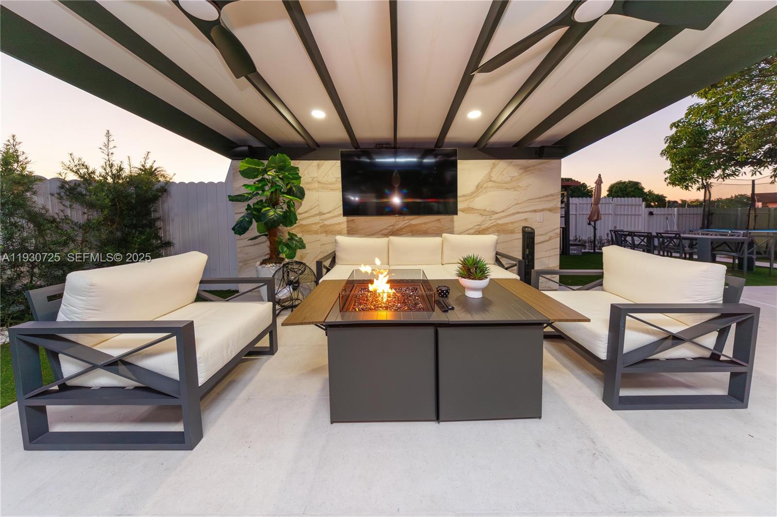 STARLIGHT - Residential