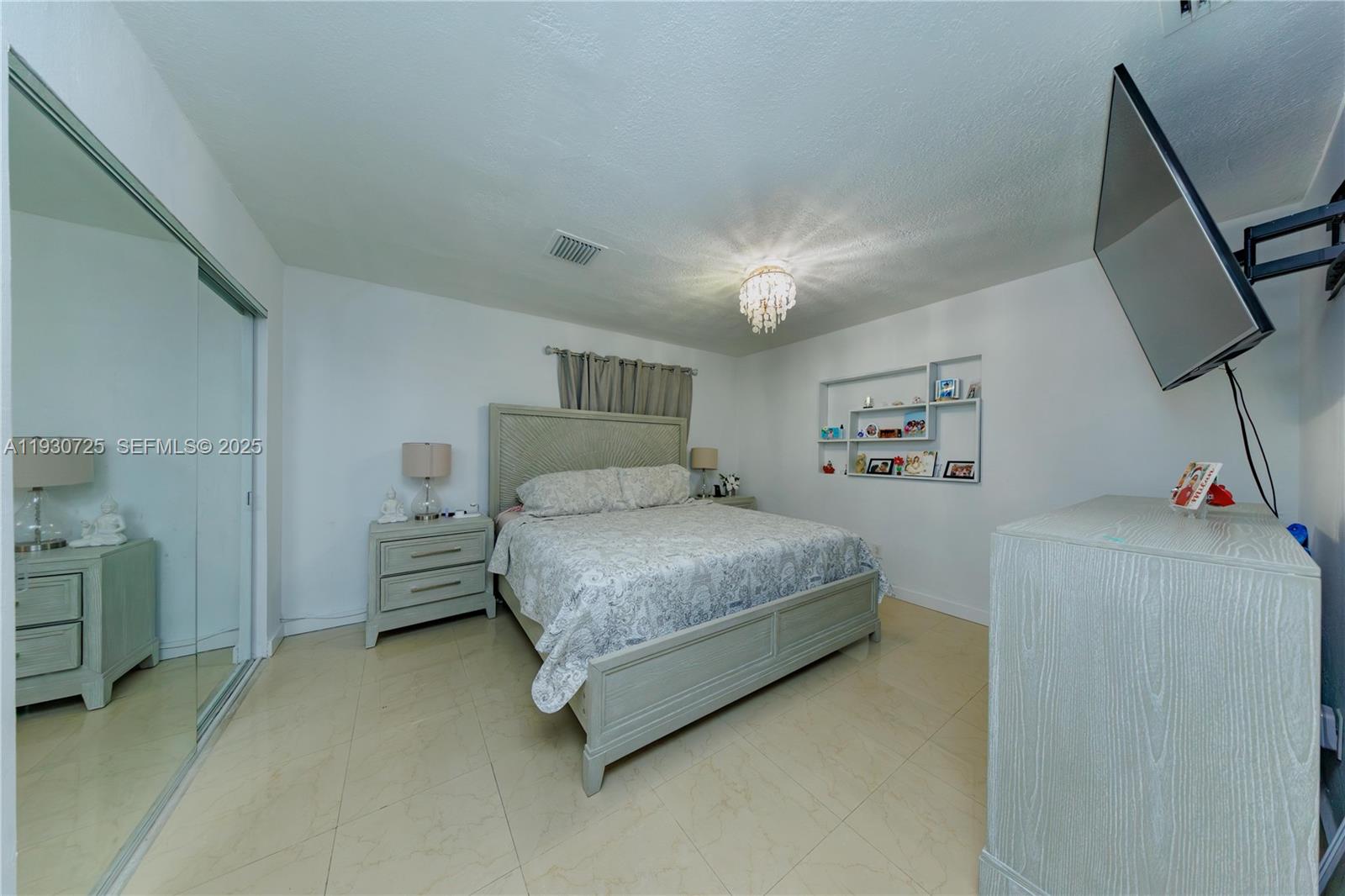 STARLIGHT - Residential