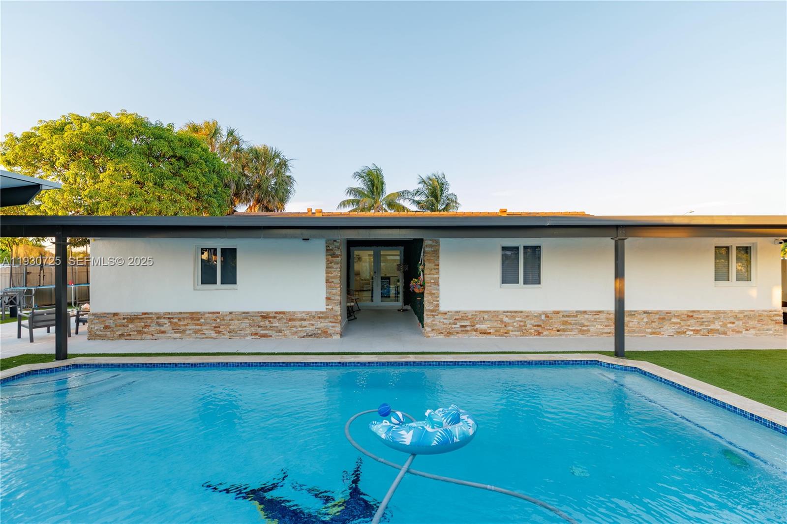 STARLIGHT - Residential