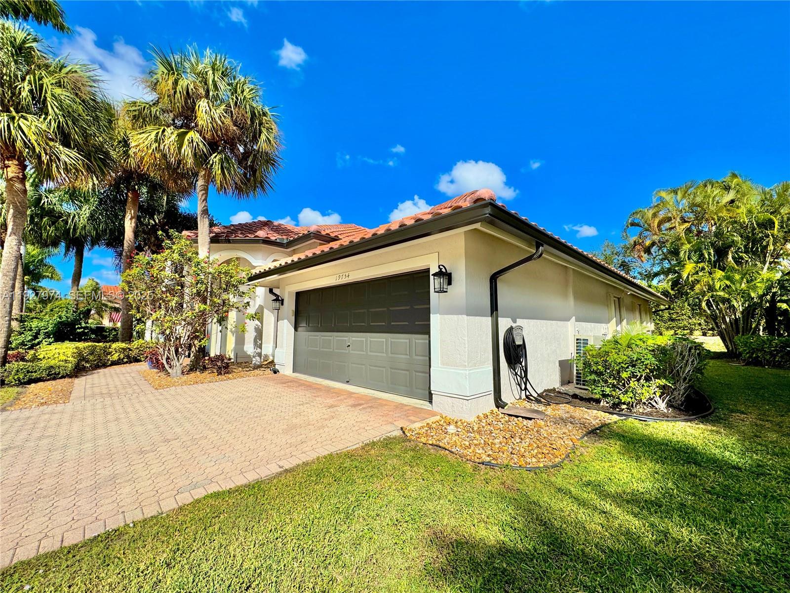 BOCA ISLES SOUTH PH 5D - Residential Lease