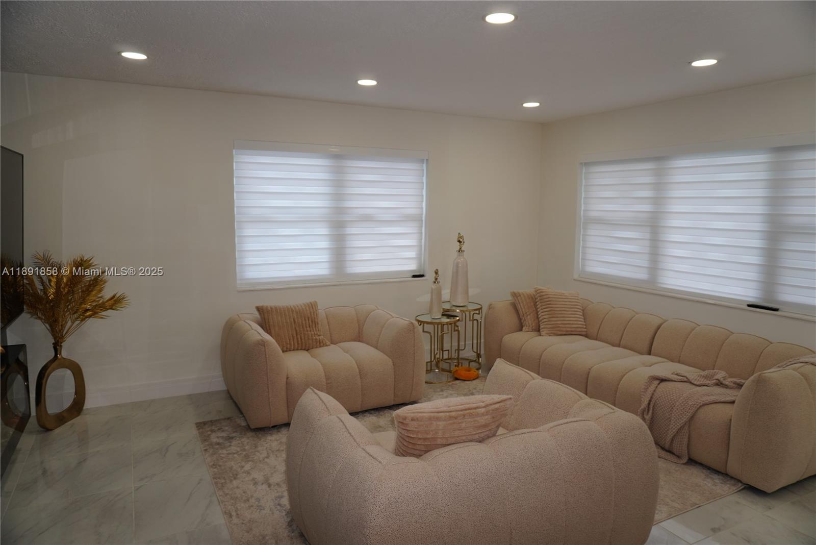 RICHMOND HGTS REPLAT - Residential