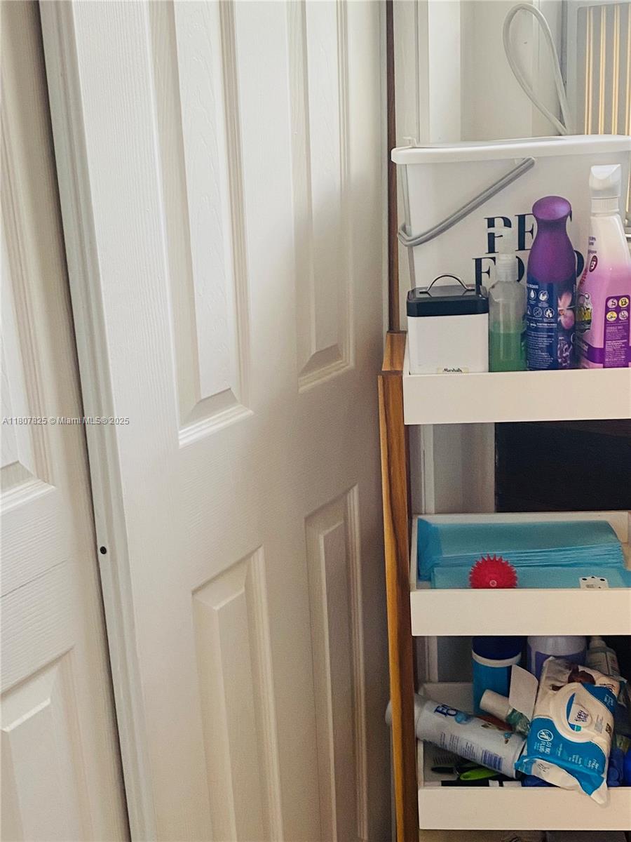 CAROL CITY - Residential