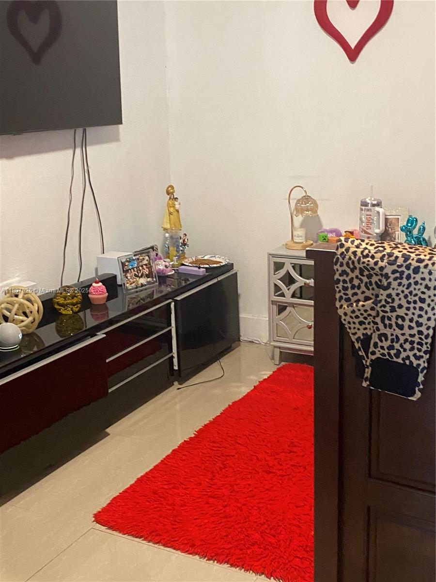 CAROL CITY - Residential