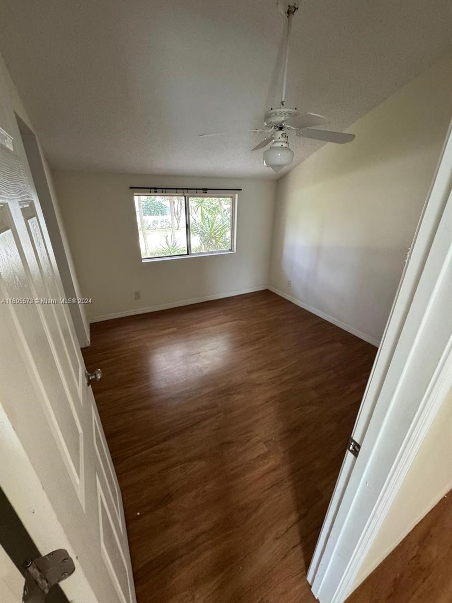 VICTORIA WOODS 2 - Residential