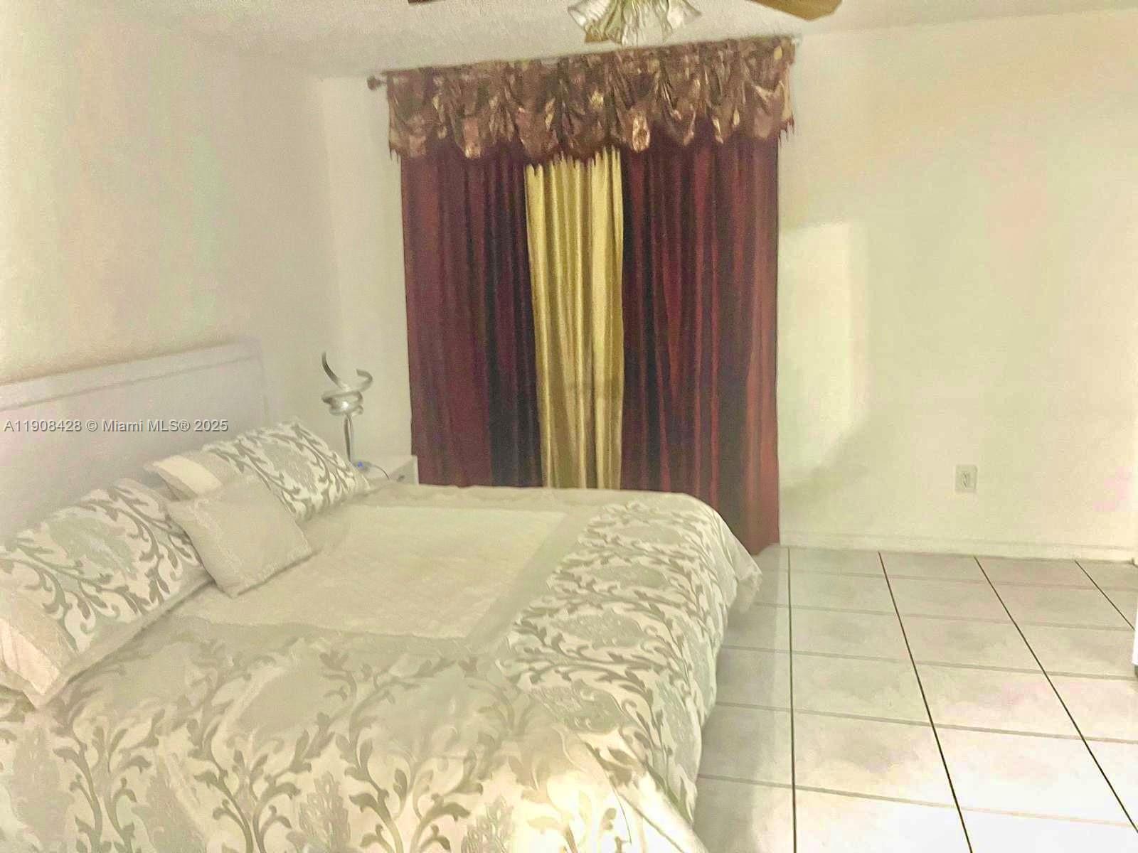 FOX CHASE - Residential