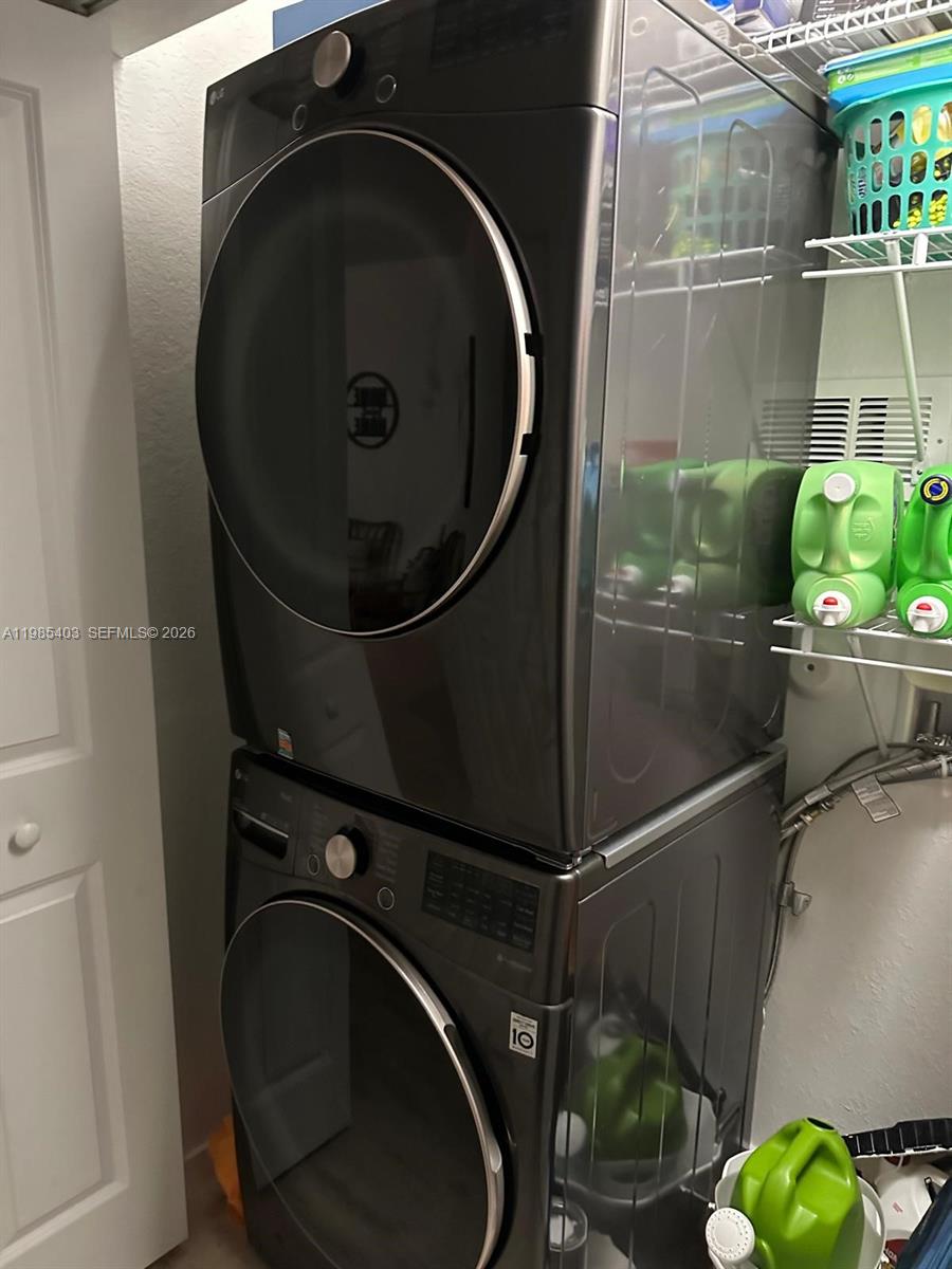 CENTURY PARK SOUTH - Residential