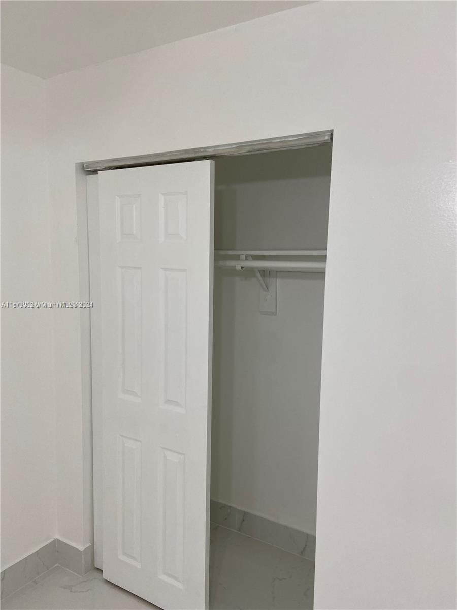 THE NICHE AT 62ND ST COND - Residential Lease