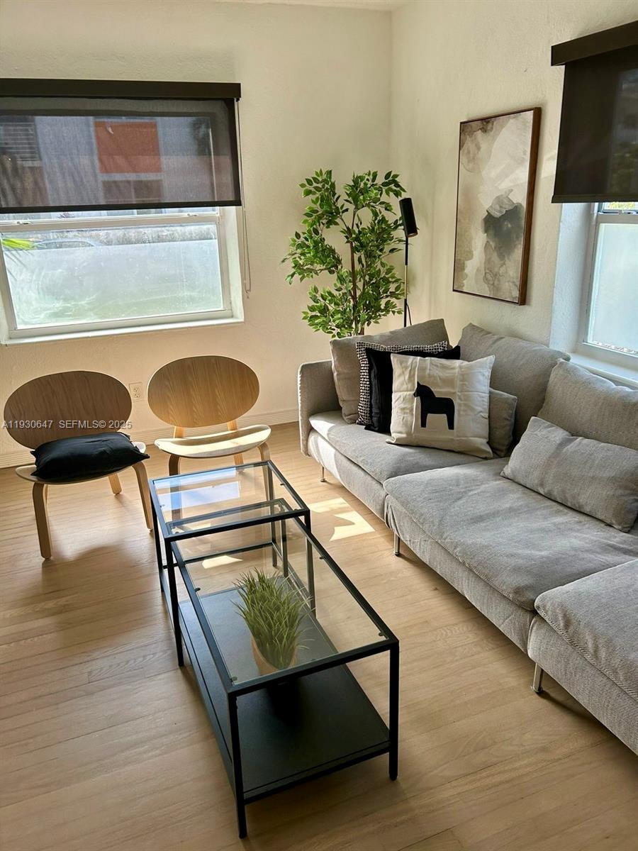 THE FRANCIS CONDO - Residential Lease