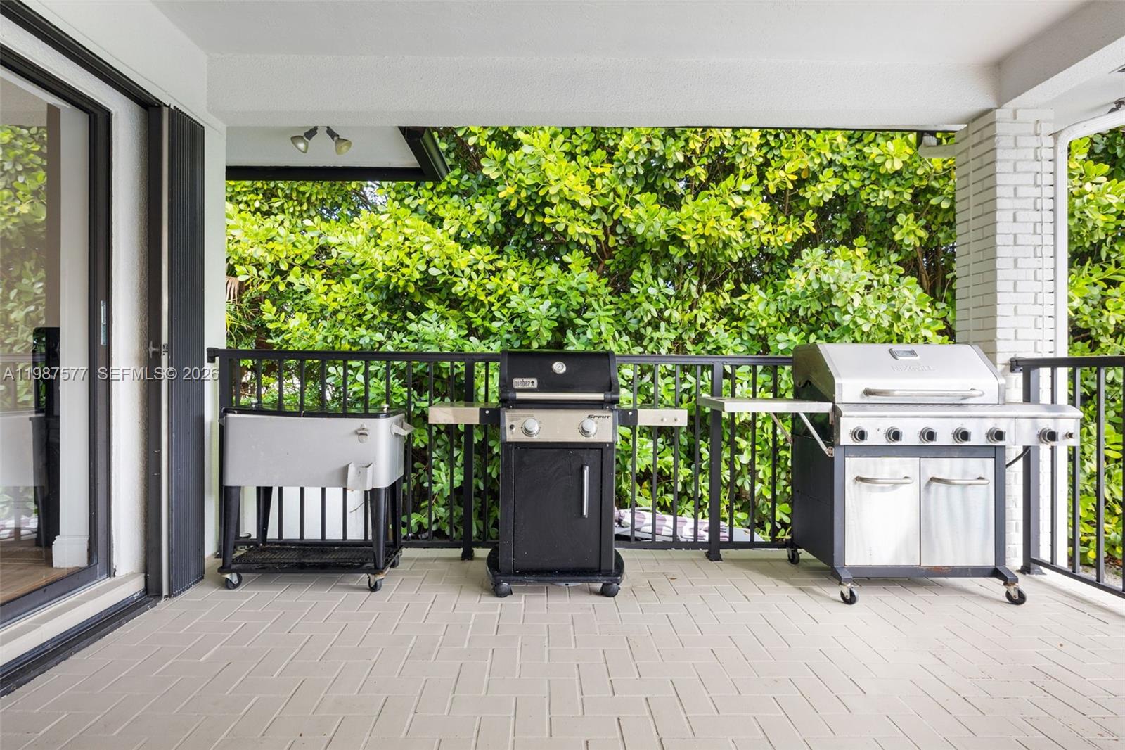 ROYAL PALM HARBOR REPLAT - Residential