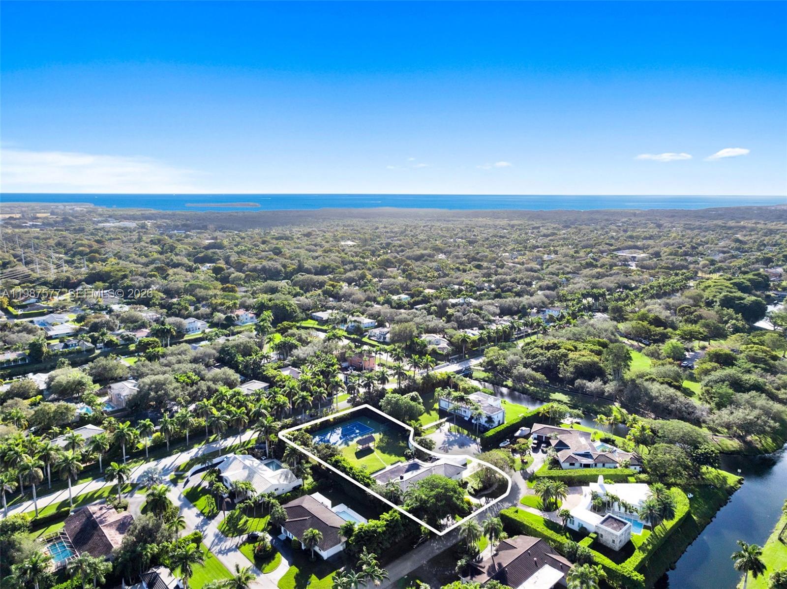 ROYAL PALM HARBOR REPLAT - Residential