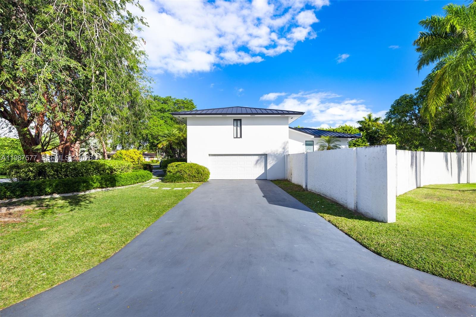 ROYAL PALM HARBOR REPLAT - Residential