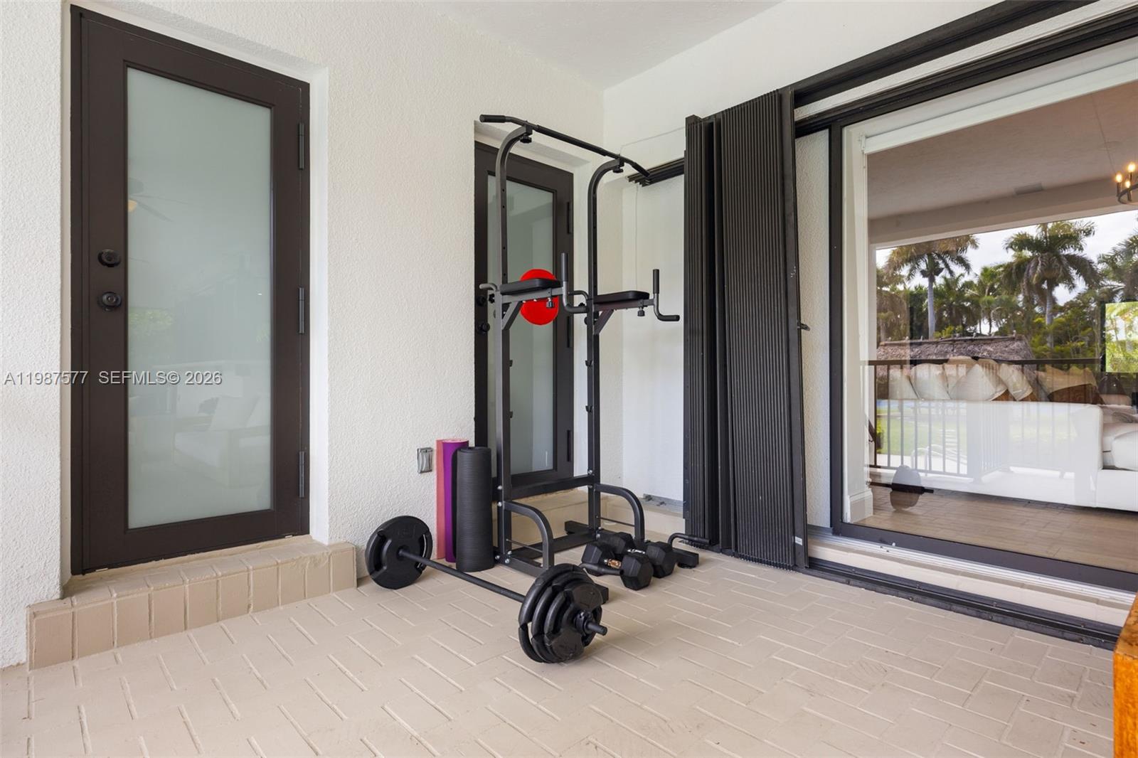 ROYAL PALM HARBOR REPLAT - Residential