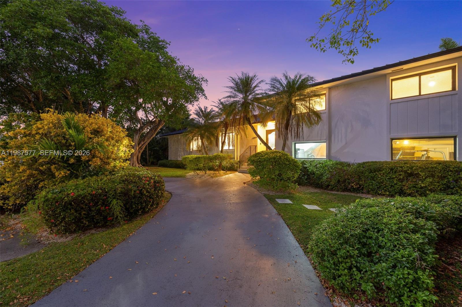 ROYAL PALM HARBOR REPLAT - Residential