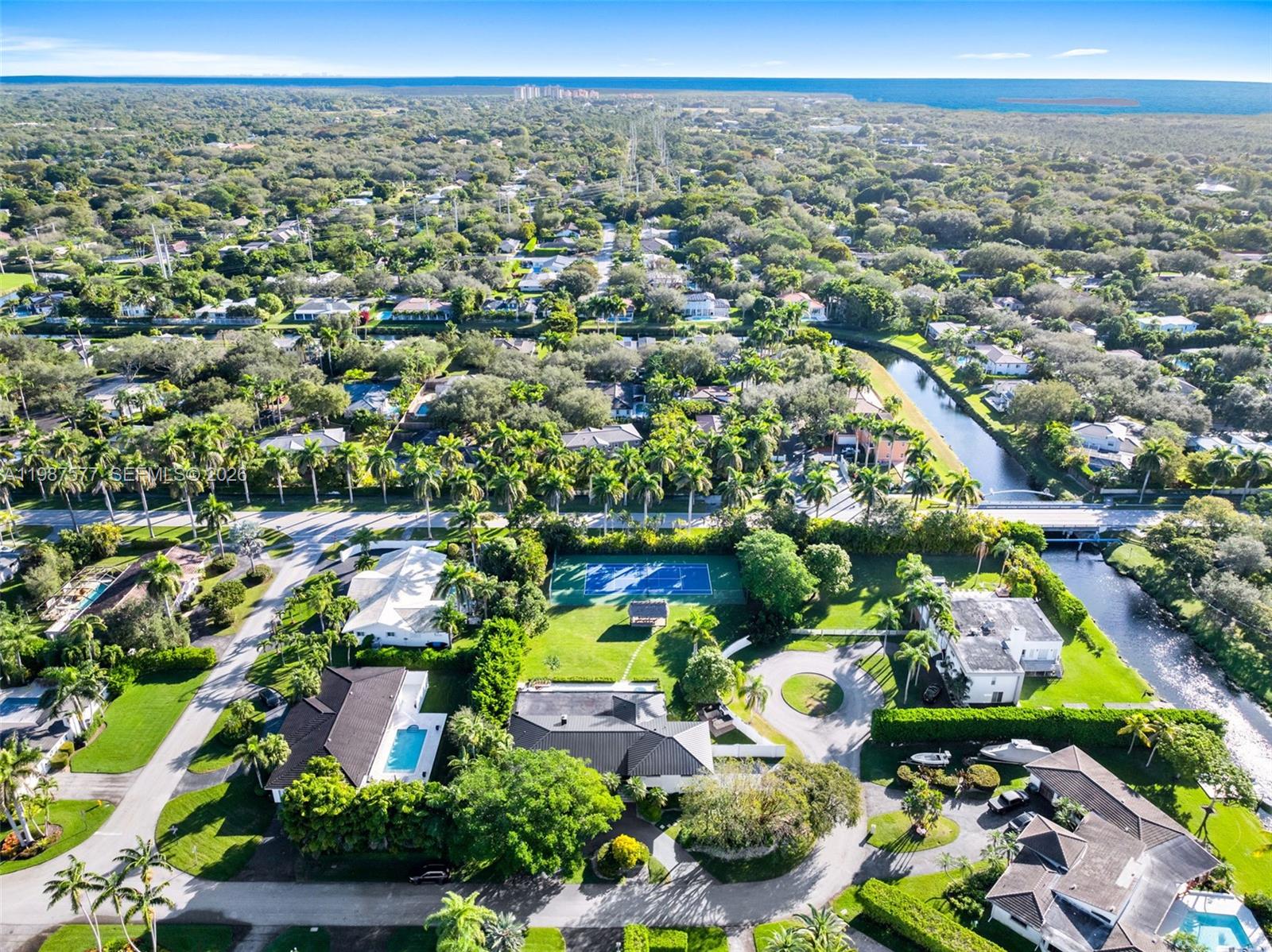 ROYAL PALM HARBOR REPLAT - Residential