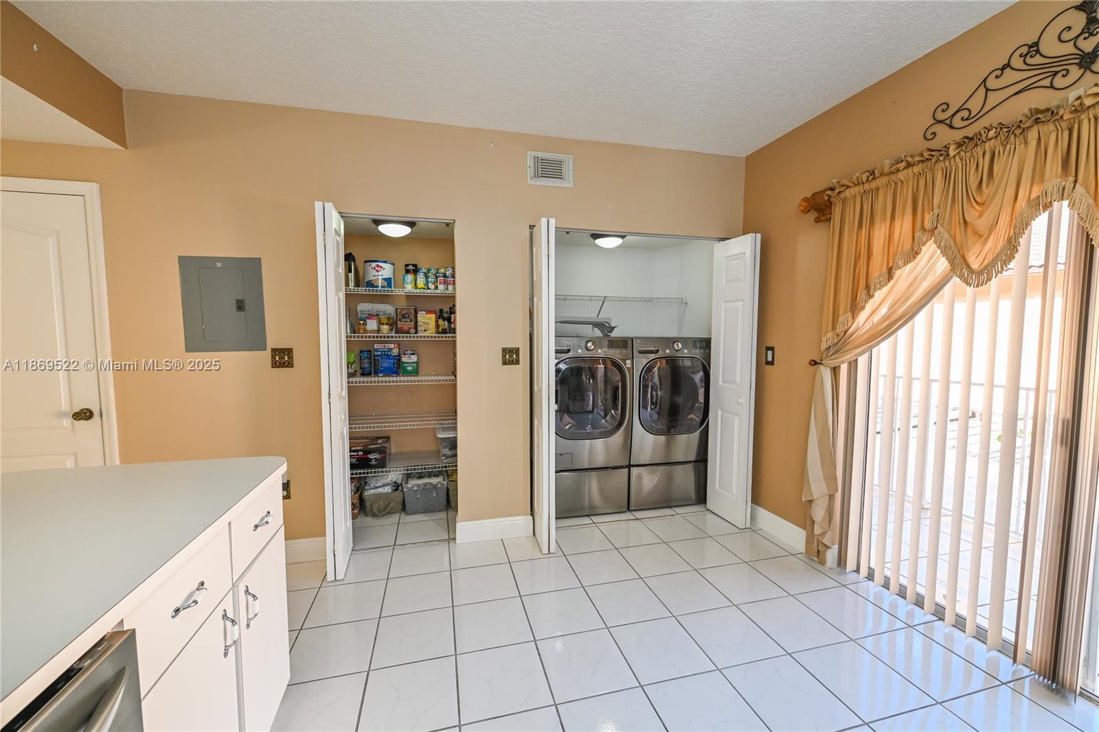 MISTY POINT VILLAS CONDO - Residential