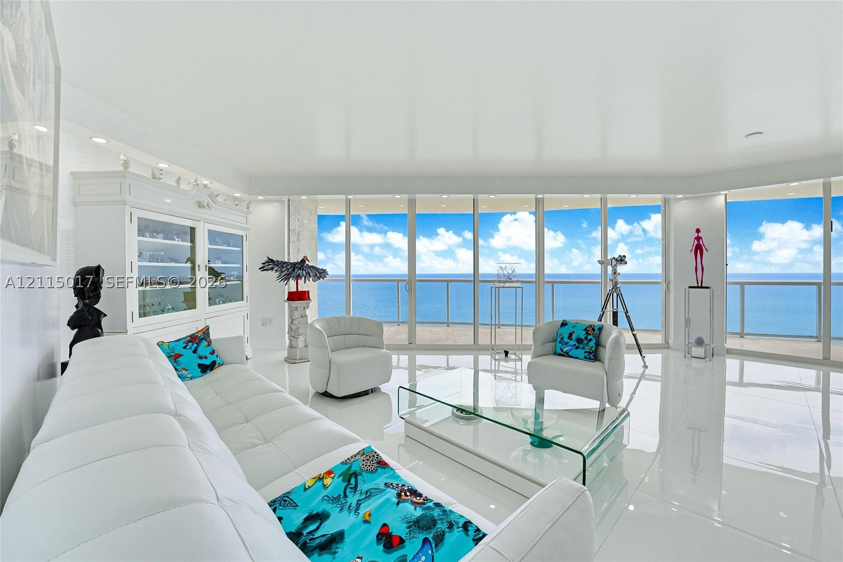 18671 Collins Ave 2902