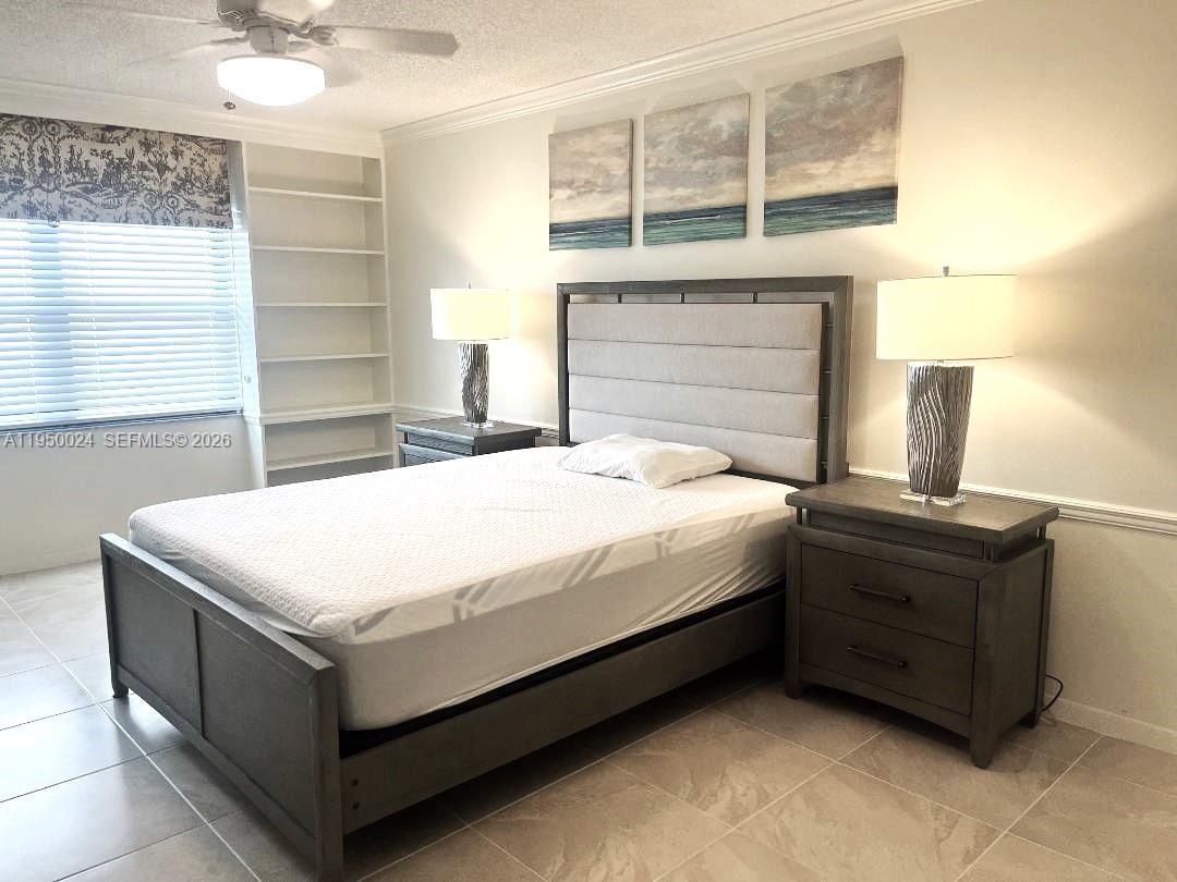 SHORE CLUB CONDO - Residential Lease