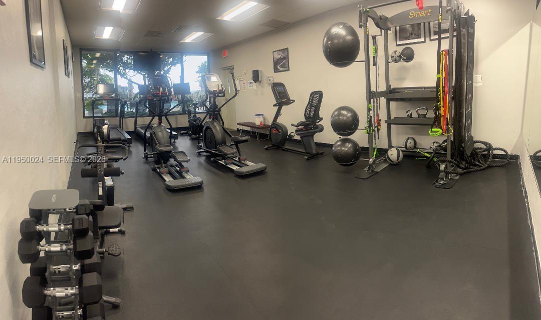 SHORE CLUB CONDO - Residential Lease