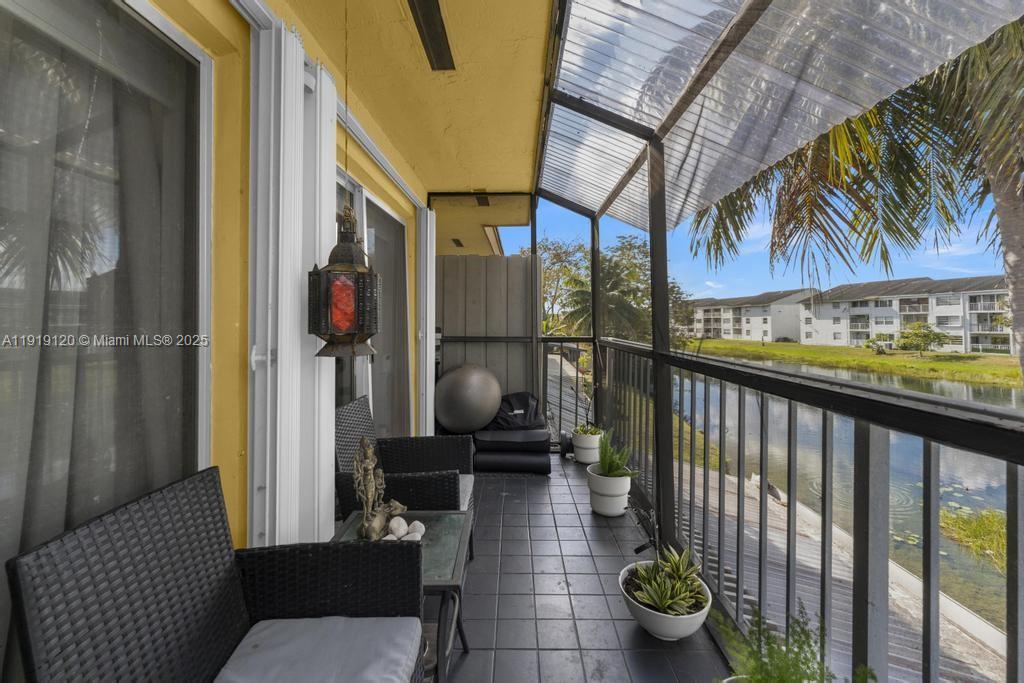 CENTRE COURT CONDO - Residential