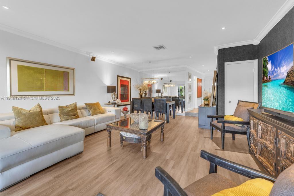 CENTRE COURT CONDO - Residential