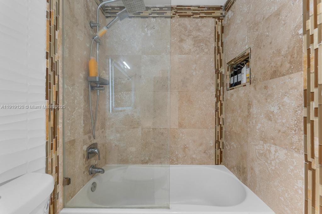 CENTRE COURT CONDO - Residential