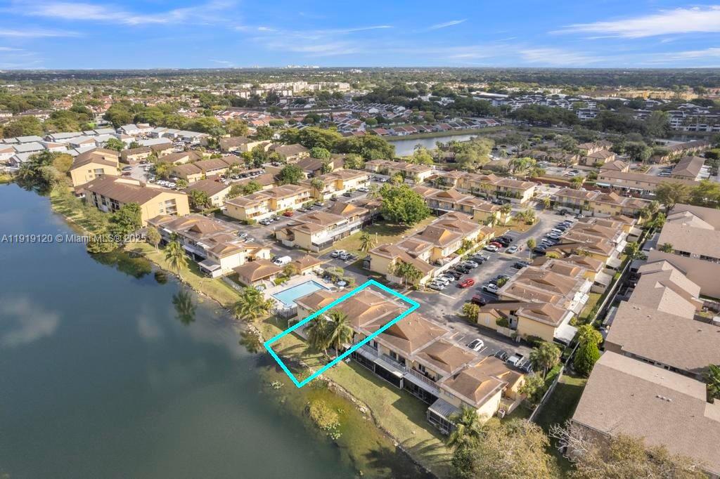 CENTRE COURT CONDO - Residential