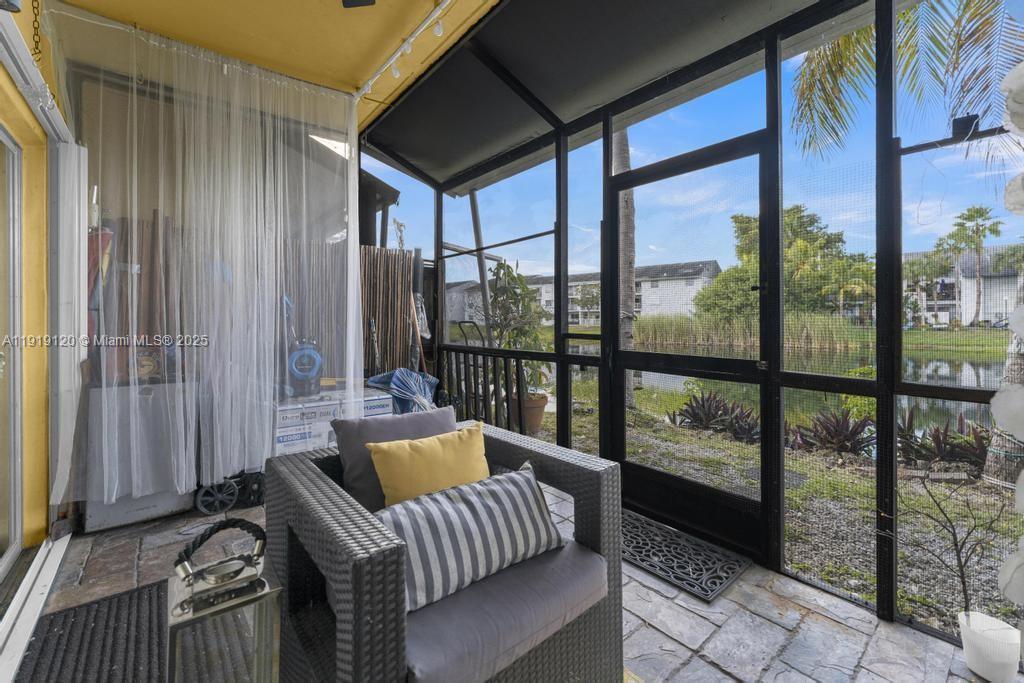 CENTRE COURT CONDO - Residential