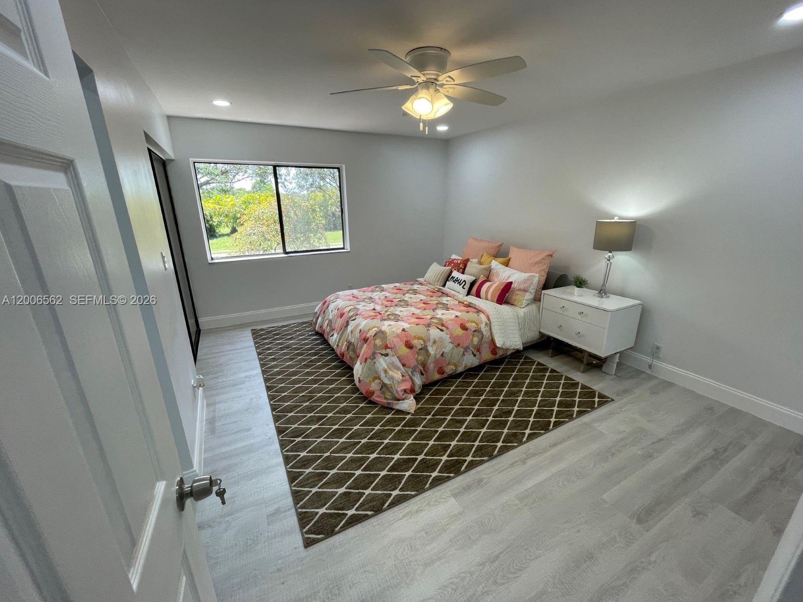 CYPRESS POINTE CONDO - Residential